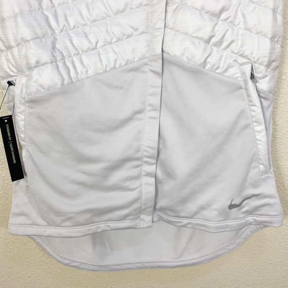 ✖️SOLD✖️•NIKE• Essential Quilted Running Vest - Picture 5 of 13